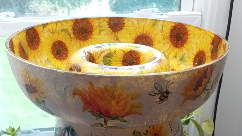 Chip platter birdbath