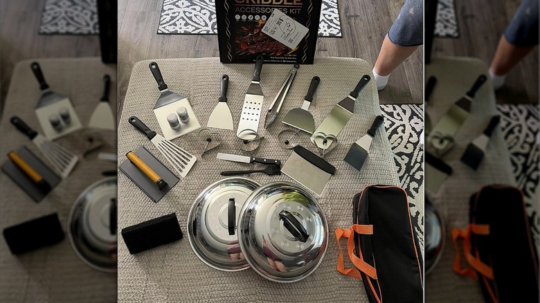 Ewfen 35-piece griddle accessory kit