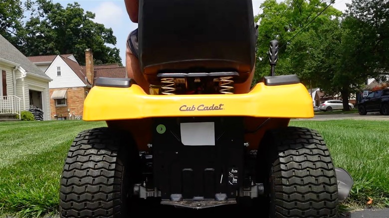 Cub Cadet XT1 from behind on lawn