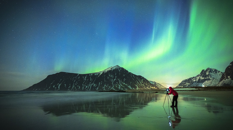 Photographing the northern lights