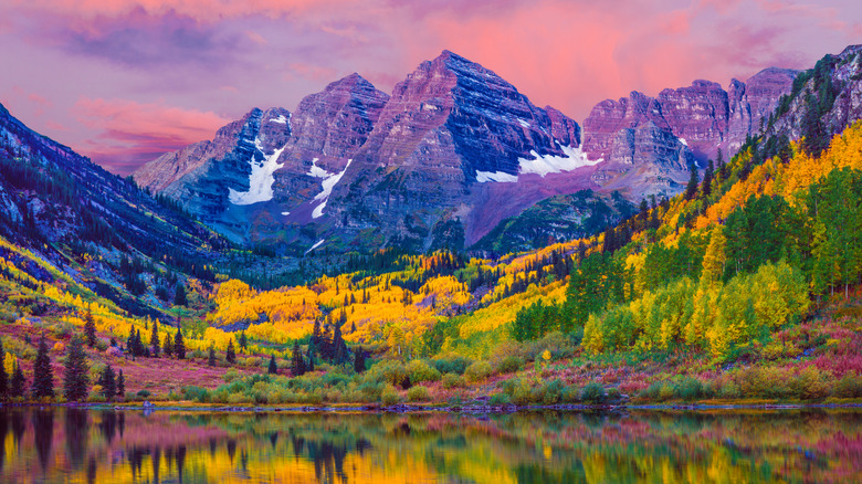 Rocky mountains outside Aspen at sunset
