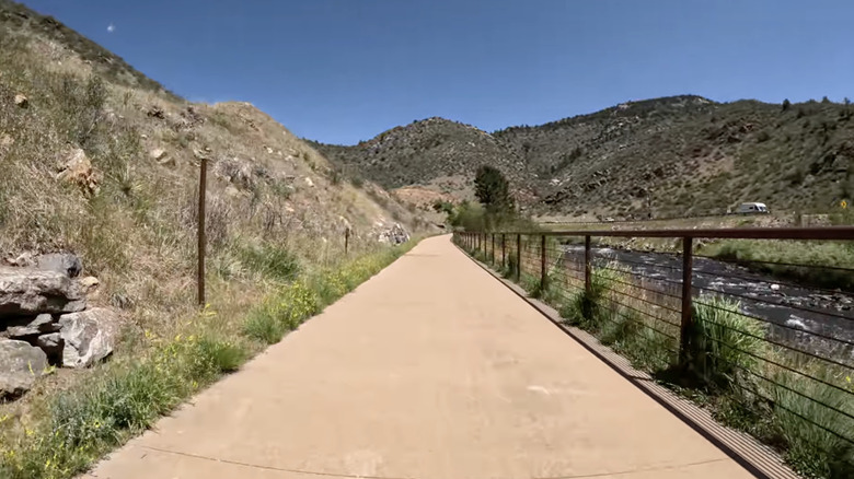 Big Easy Trailhead, flanked by the waters of Clear Creek