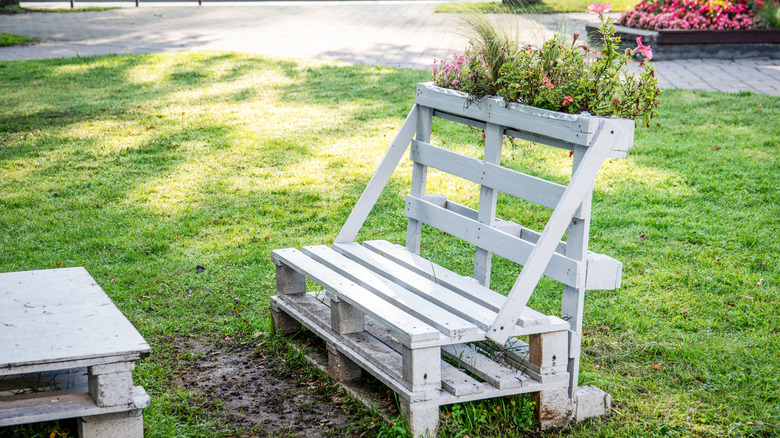 chair made with pallet wood