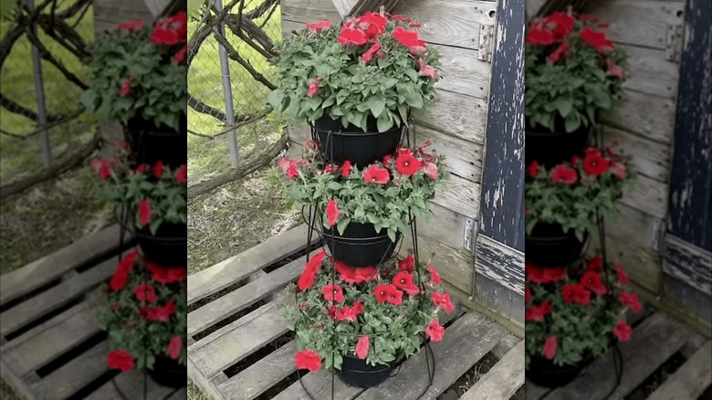 Tutorial for making a three-tiered planter