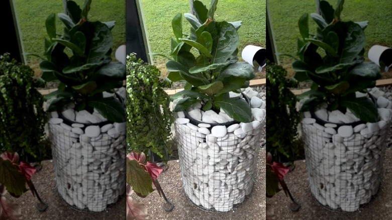 Artificial potted plant