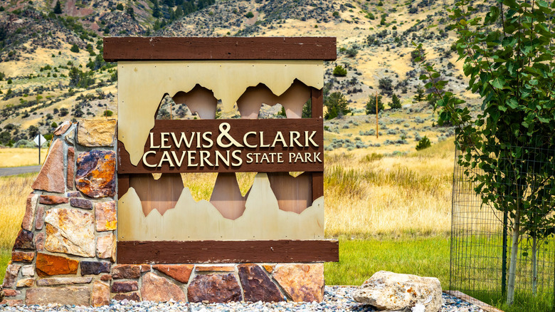 Lewis & Clark Caverns State Park sign