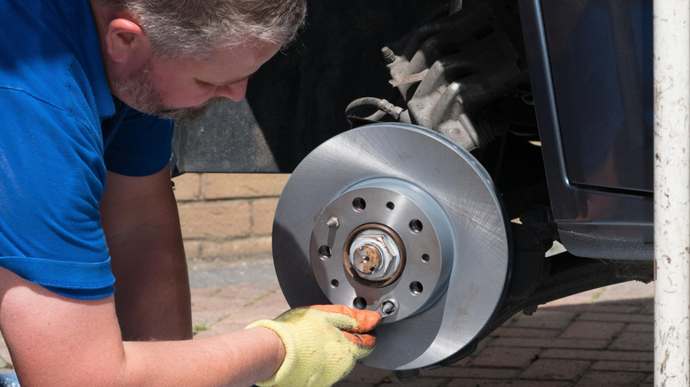 Changing the brake pads