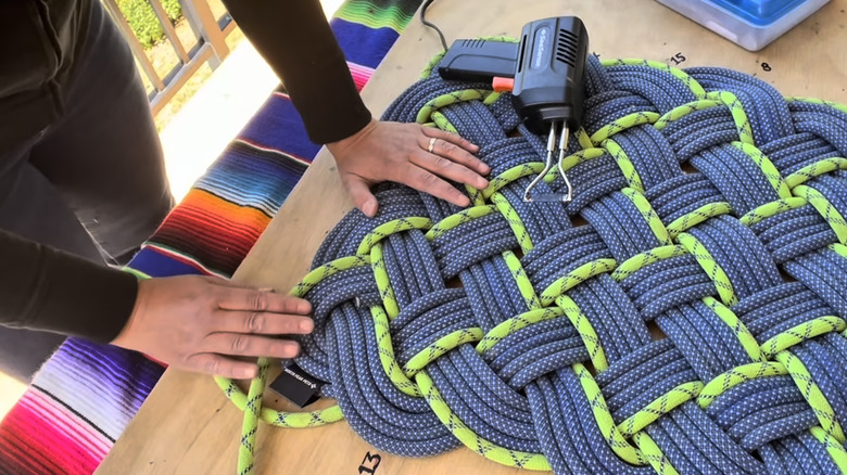 Making a mat from old climbing ropes