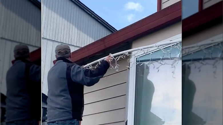 PVC Christmas light strand holder tutorial