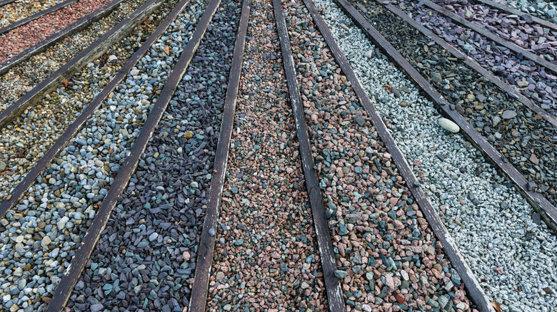 Assortment of different gravel types