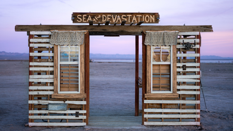 art installation imitating a house at the Salton Sea