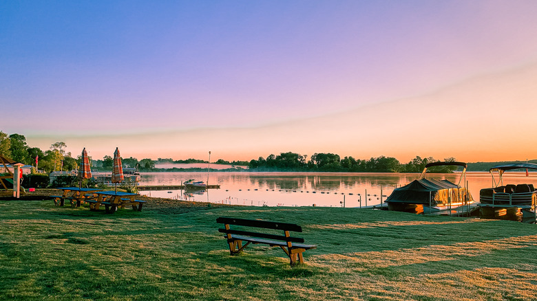 sunrise on conneaut lake